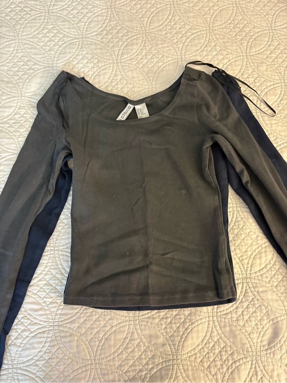 Forever 21 Black Long Sleeve Scoop Neck Top with Navy Accents
